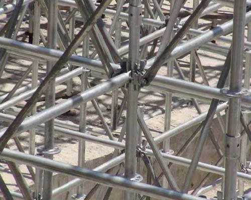 沈陽腳手架是建筑工程中必不可少的伙伴